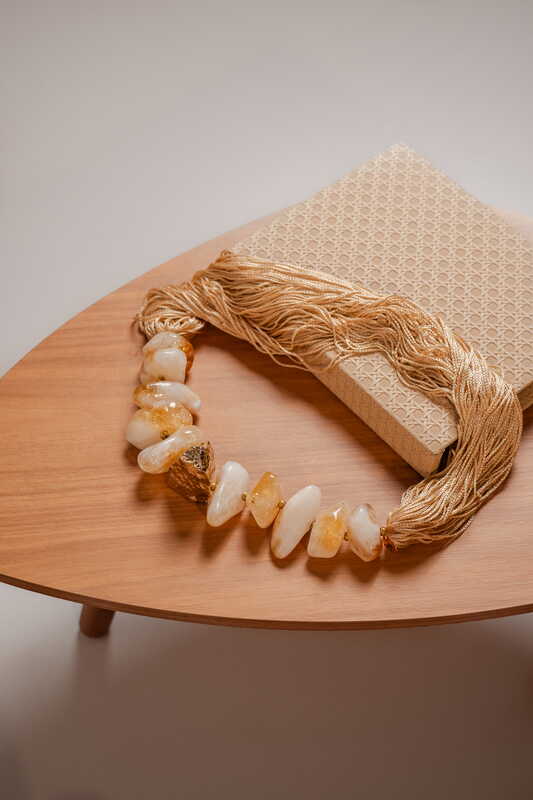 Colar Decorativo Citrino Dourado